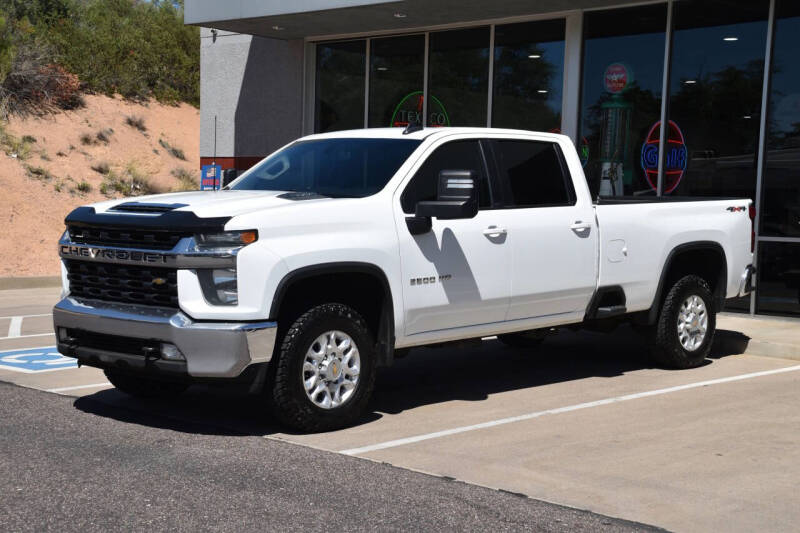 2022 Chevrolet Silverado 3500HD LT's photo