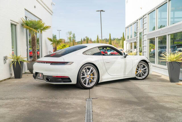 2020 Porsche 911 15