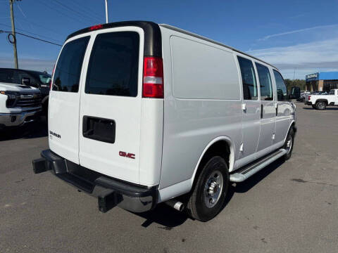 2023 GMC Savana 2500