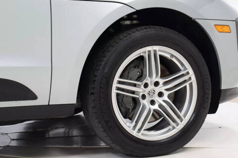 2020 Porsche Macan S