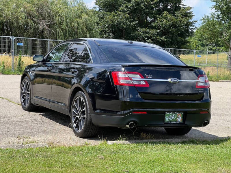 2017 Ford Taurus Limited