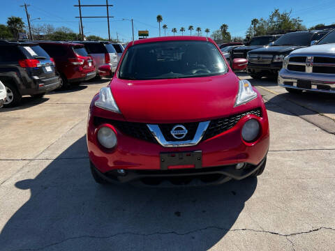 2015 Nissan JUKE for sale at MR B Motor Co in Brownsville TX