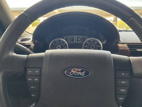 2008 Ford Taurus SEL