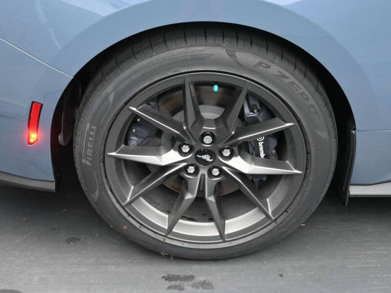 2025 Ford Mustang Dark Horse