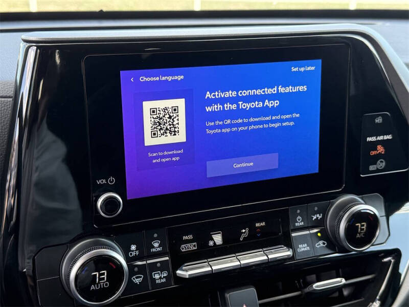 2025 Toyota Highlander LE