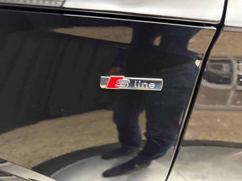 2023 Audi Q5 Sportback quattro S line Prem Plus 45 TFSI