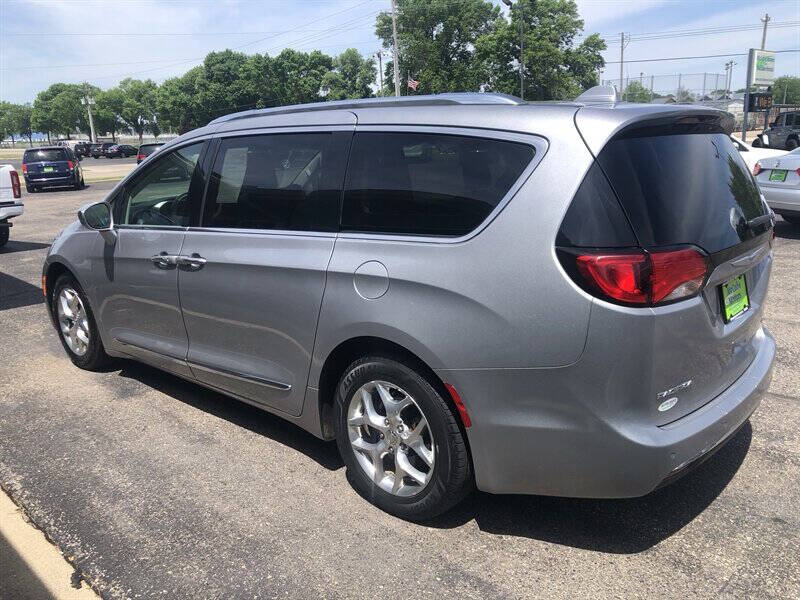 2018 Chrysler Pacifica Limited