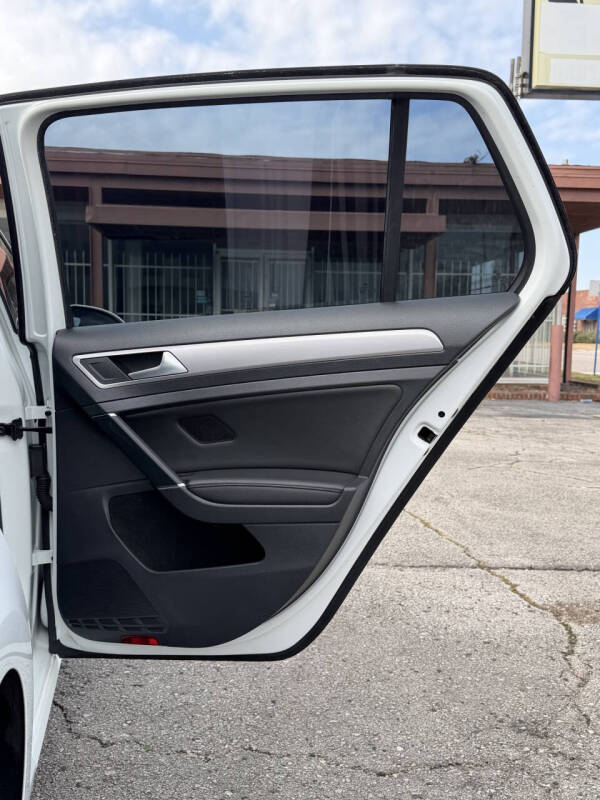 2015 Volkswagen e-Golf SEL Premium