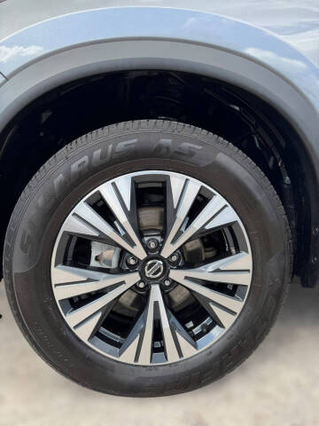 2021 Nissan Rogue SV