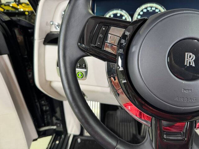 2022 Rolls-Royce Phantom