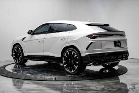2022 Lamborghini Urus