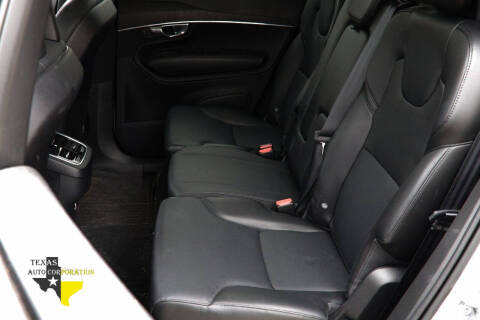 2020 Volvo XC90 T5 Momentum