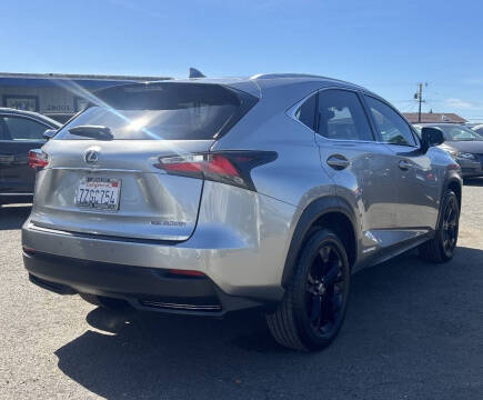 2017 Lexus NX 300h