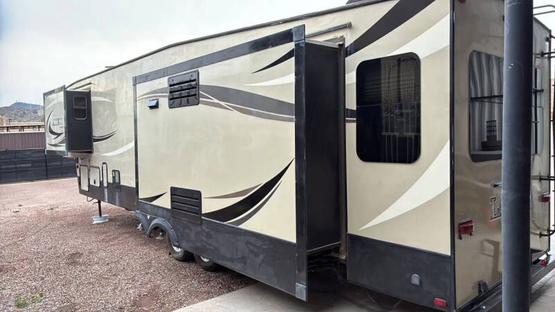 2018 Keystone RV Laredo