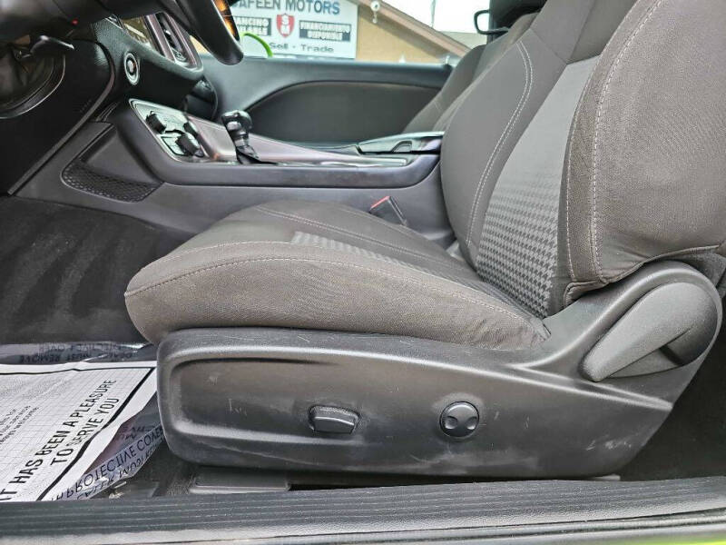 2023 Dodge Challenger SXT