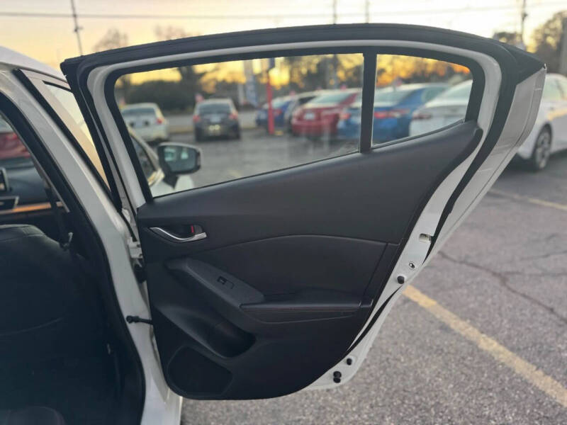 2014 Mazda MAZDA3 s Grand Touring