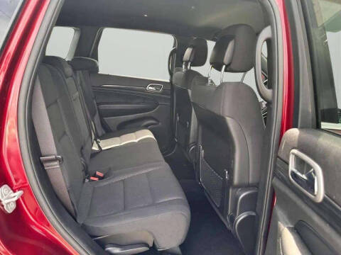 2019 Jeep Grand Cherokee Laredo