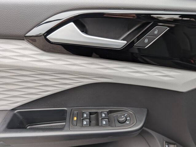 2024 Volkswagen Taos S