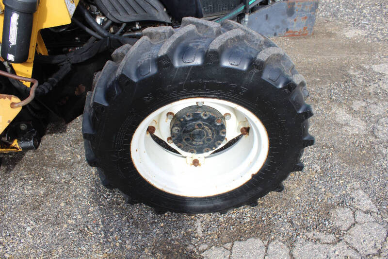 2005 New Holland TN60DA