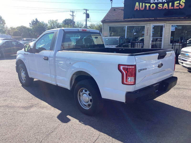 2016 Ford F-150 XL photo 2