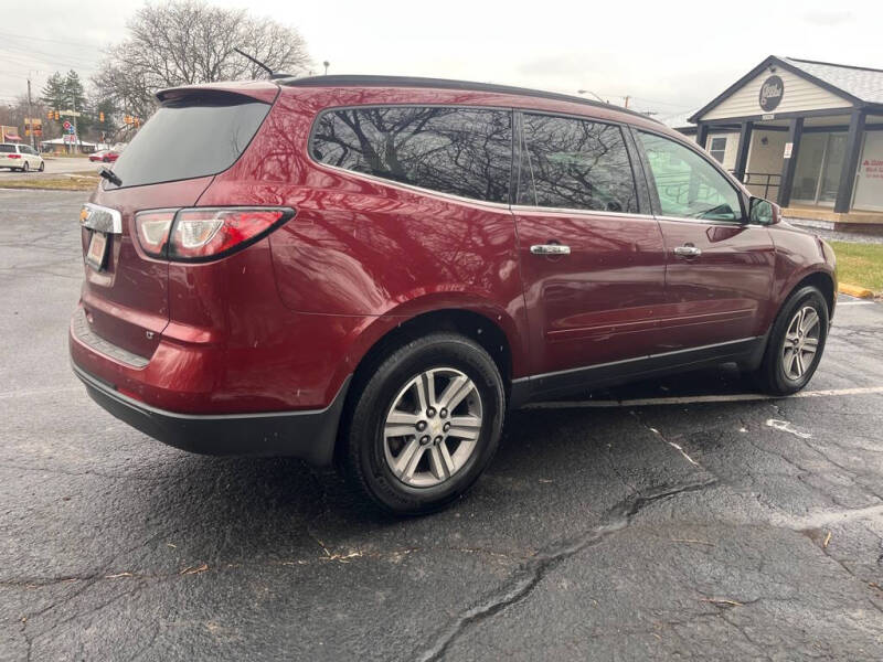 2017 Chevrolet Traverse LT