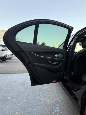 2018 Mercedes-Benz E-Class E 300