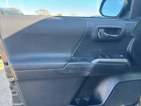 2018 Toyota Tacoma TRD Sport