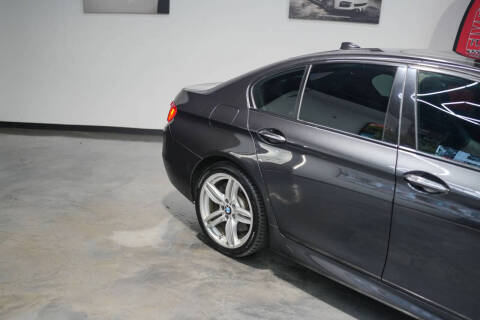2012 BMW 5 Series 550i