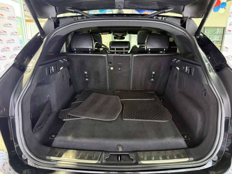 2023 Jaguar F-PACE P400 R-Dynamic S