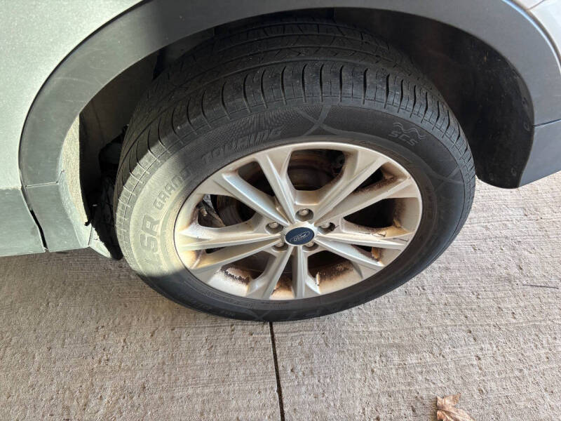 2019 Ford Escape SE
