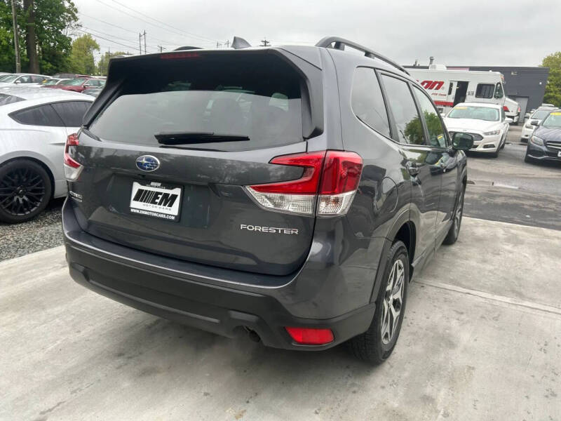 2022 Subaru Forester Premium