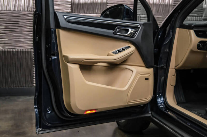 2018 Porsche Macan