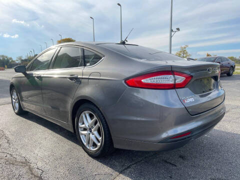2014 Ford Fusion SE