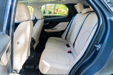 2017 Jaguar F-PACE 35t Premium