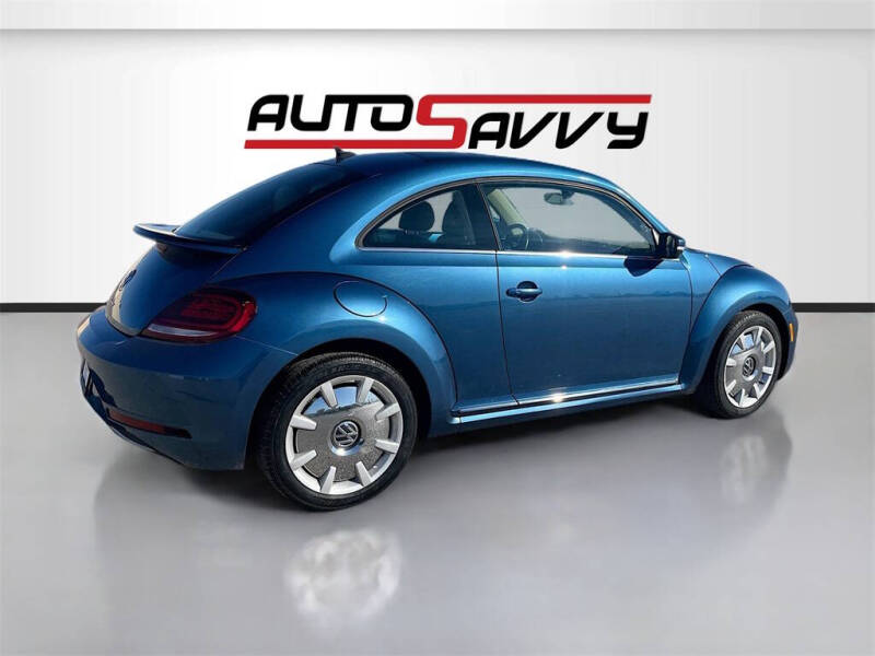 2019 Volkswagen Beetle 2.0T SE