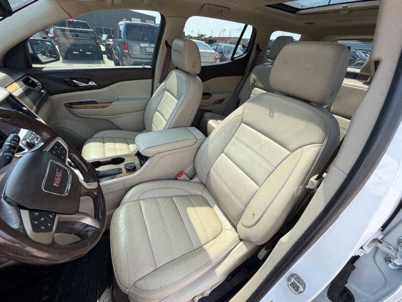 2019 GMC Acadia Denali