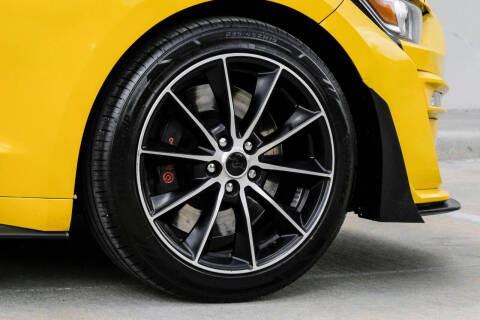 2017 Ford Mustang