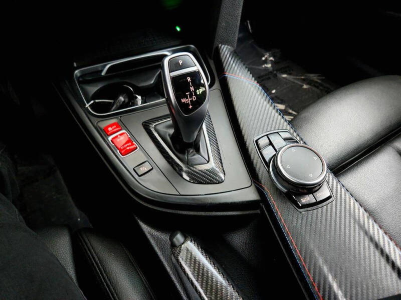 2018 BMW 3 Series 330i