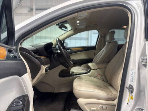 2017 Lincoln MKC Select