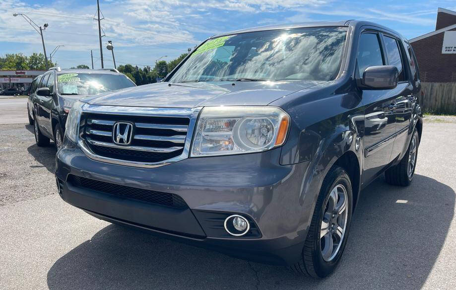 Dk. Gray 2015 Honda Pilot SE 4x4 SE 4dr SUV 1