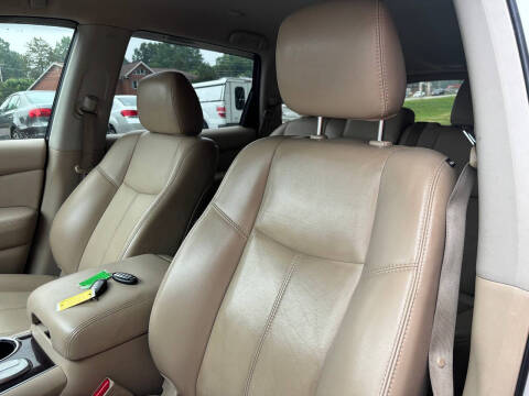 2015 Nissan Pathfinder SL