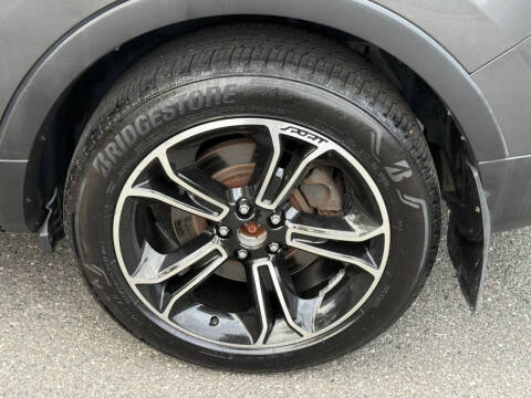 2015 Ford Explorer Sport