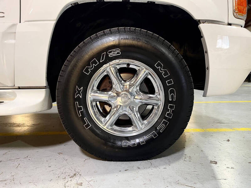 2000 Cadillac Escalade