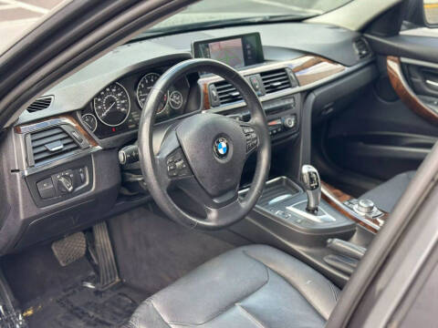 2013 BMW 3 Series 328i