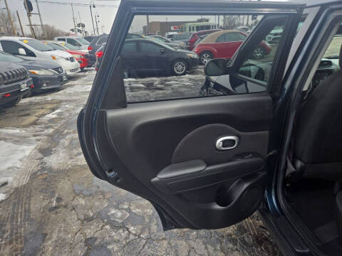 2019 Kia Soul +