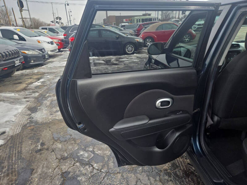 2019 Kia Soul +