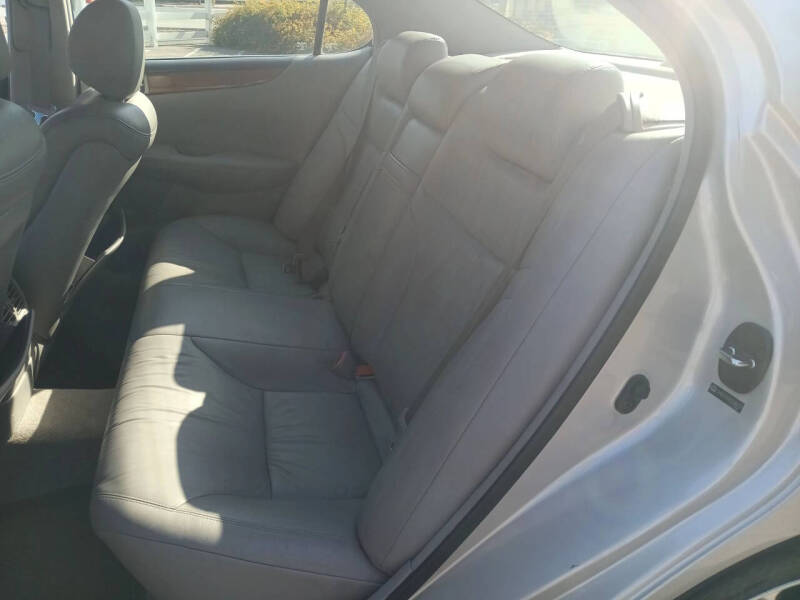 2005 Lexus ES 330