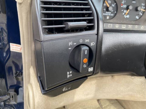 1994 Mercedes-Benz SL-Class SL 500