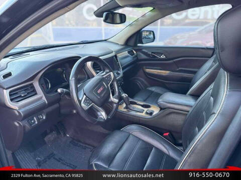 2017 GMC Acadia Denali