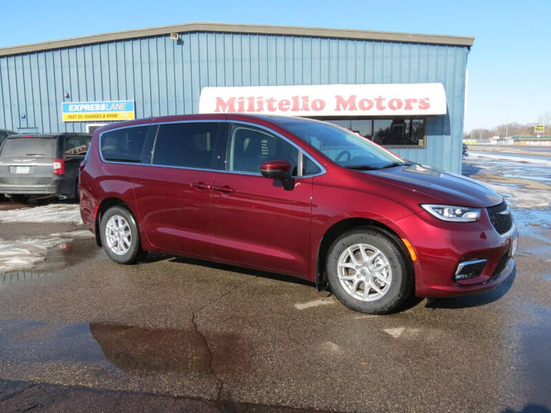 2023 Chrysler Pacifica Touring L